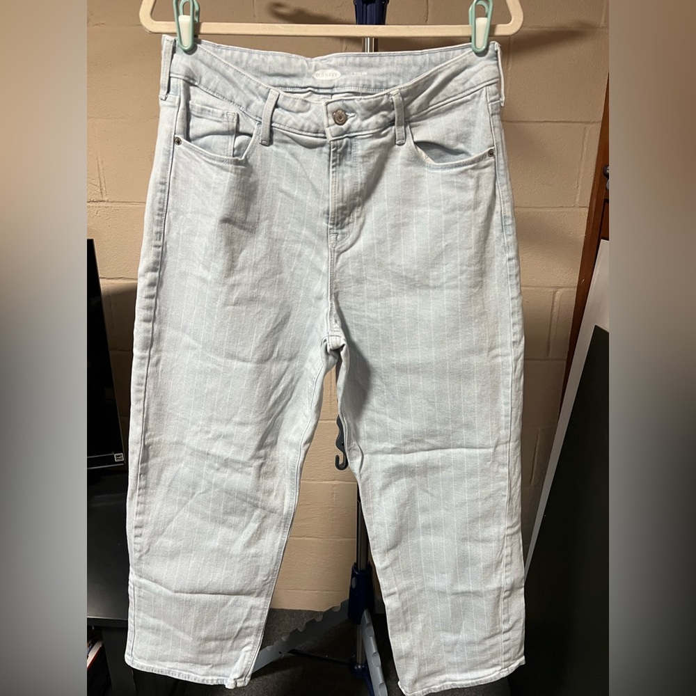 Old Navy pin striped light wash slim wide leg cropped jeans